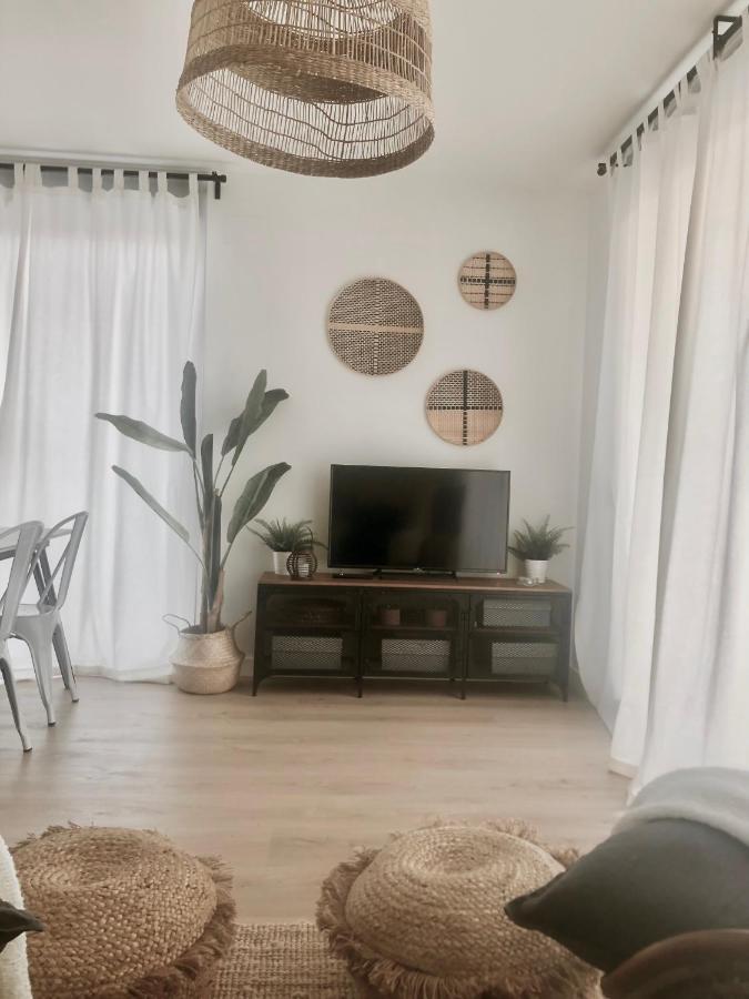 شقة Precioso Piso Monzon Terraza, Parking,Piscina,Zona De Juegos المظهر الخارجي الصورة