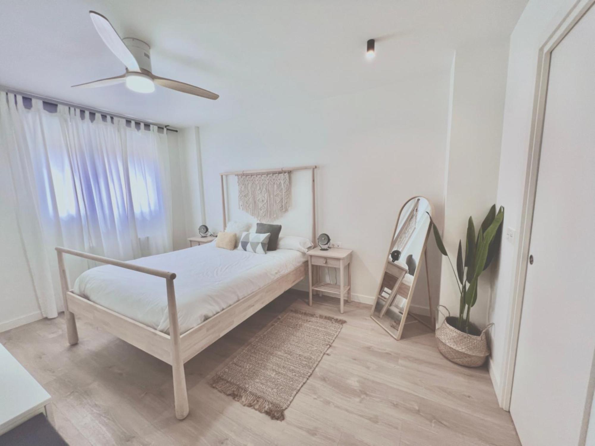 شقة Precioso Piso Monzon Terraza, Parking,Piscina,Zona De Juegos المظهر الخارجي الصورة